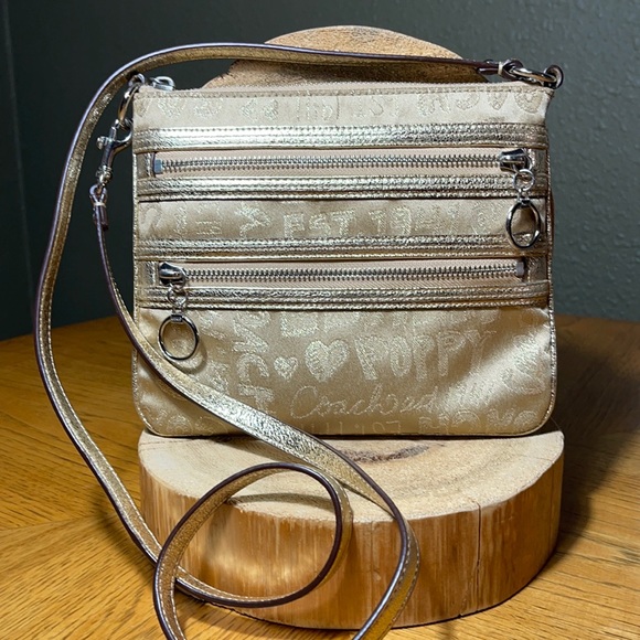 Coach Handbags - COACH Poppy Crossbody